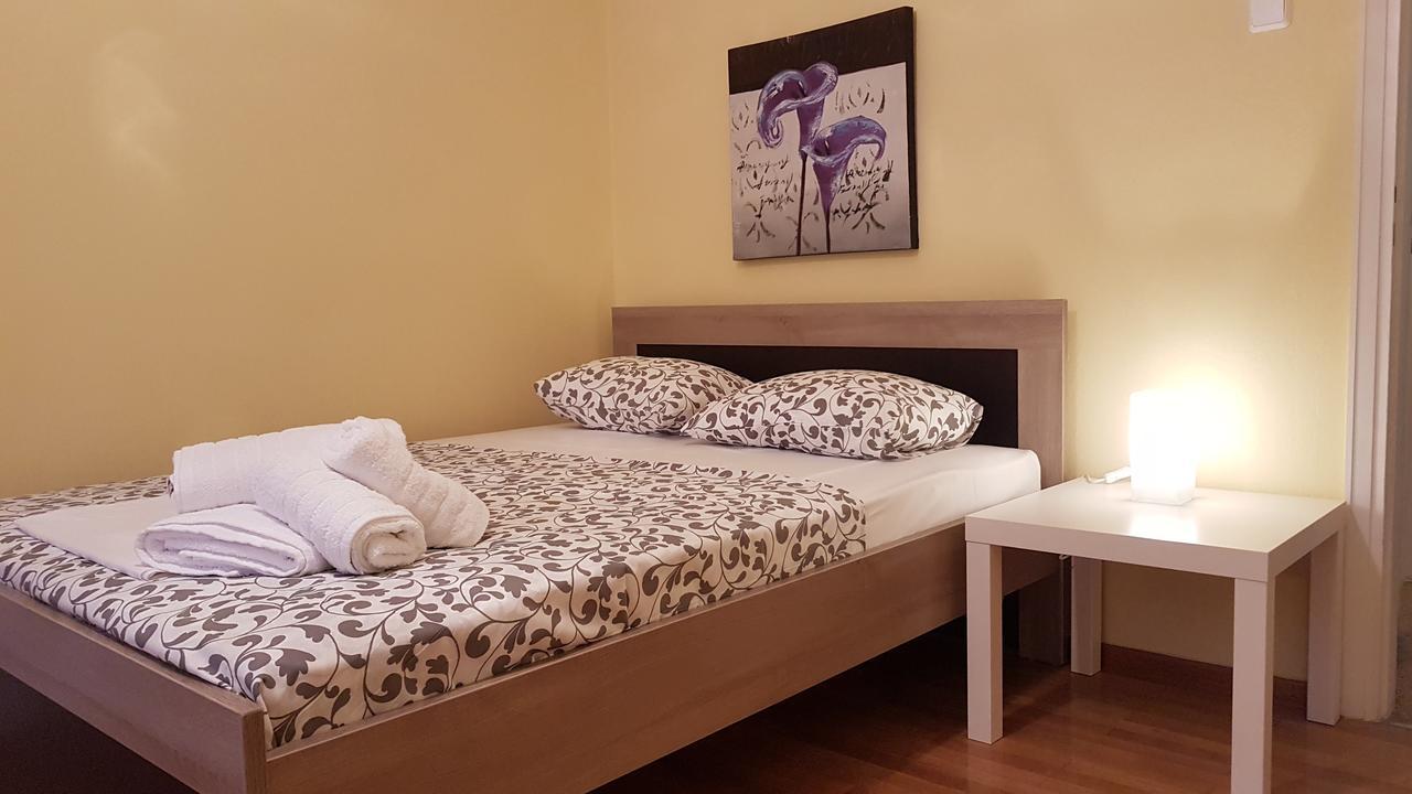 Menta Errathens Apartment - Athens Center, 5 Bd, 2 Bath Buitenkant foto